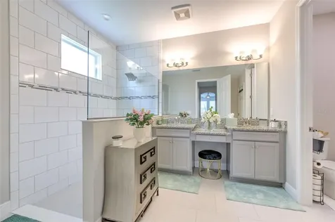7401 Paradiso Drive Apollo Beach FL 33572