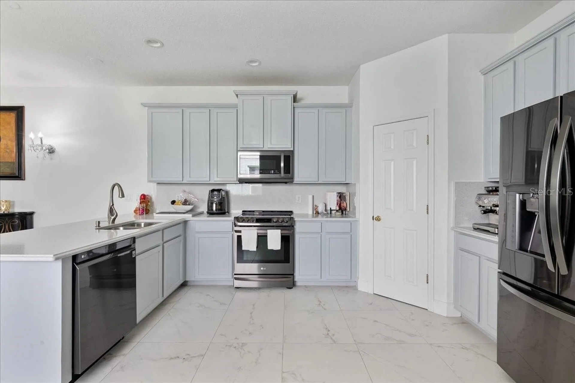 4445 Amberly Oaks Court Tampa FL 33614