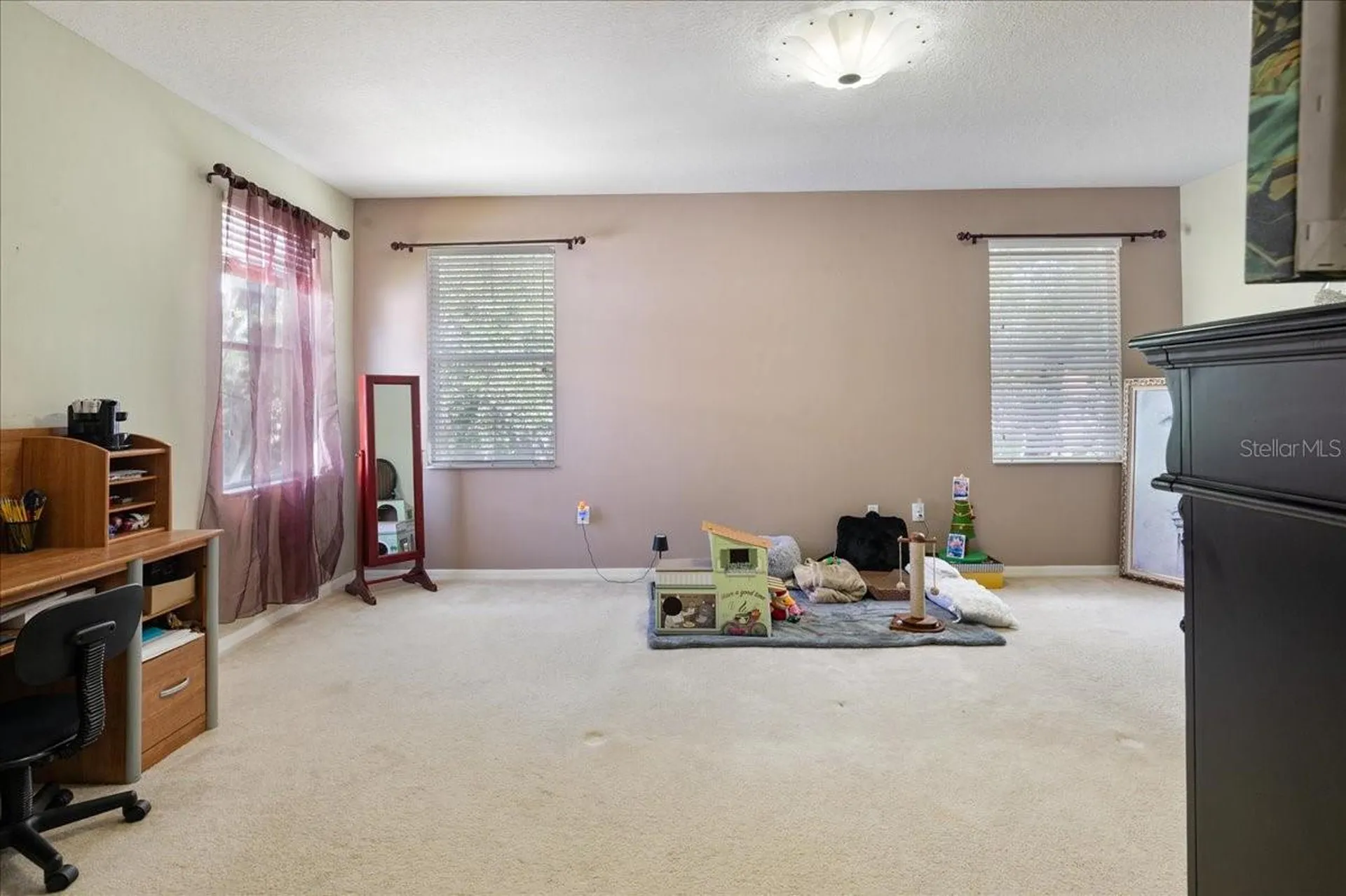4445 Amberly Oaks Court Tampa FL 33614