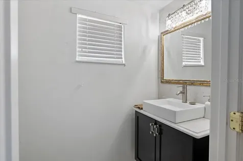 4445 Amberly Oaks Court Tampa FL 33614