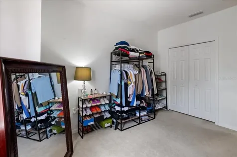 4445 Amberly Oaks Court Tampa FL 33614