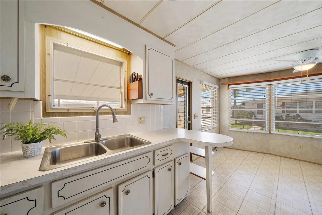 89 Del Rio Drive Palmetto FL 34221