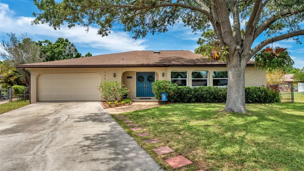 2974 163rd Terrace N Clearwater FL 33760