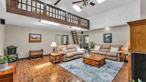 2974 163rd Terrace N Clearwater FL 33760