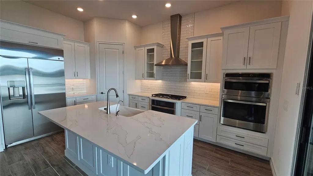 1112 Seagrape Drive Ruskin FL 33570