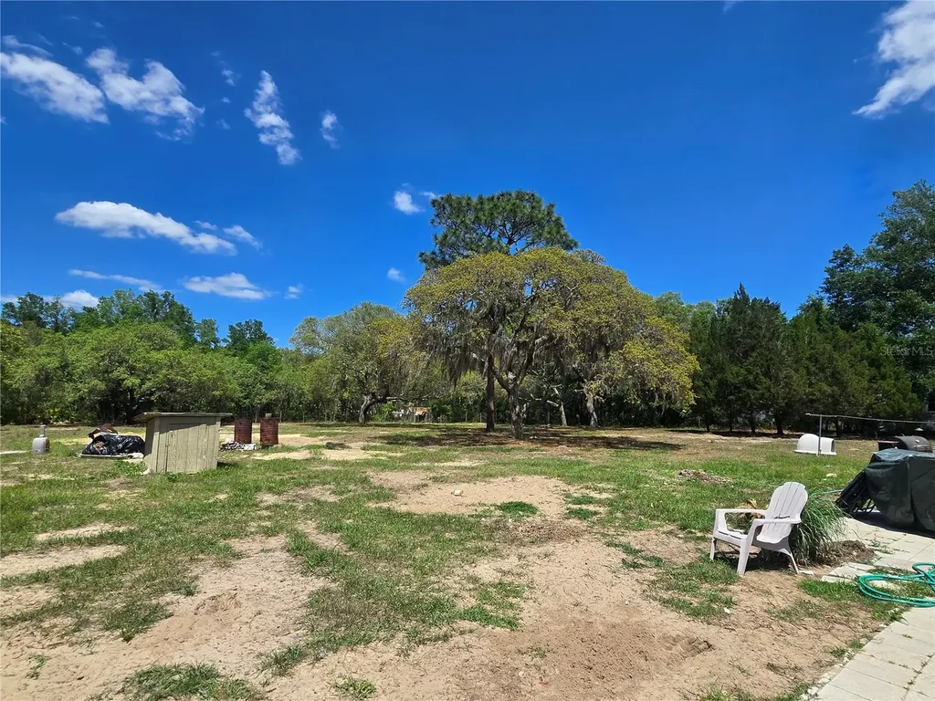 1099 E La Salle Street Hernando FL 34442