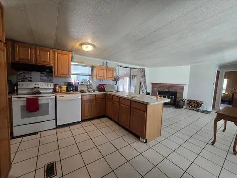 1099 E La Salle Street Hernando FL 34442