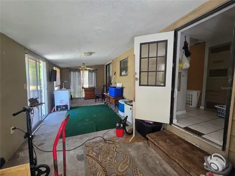 1099 E La Salle Street Hernando FL 34442