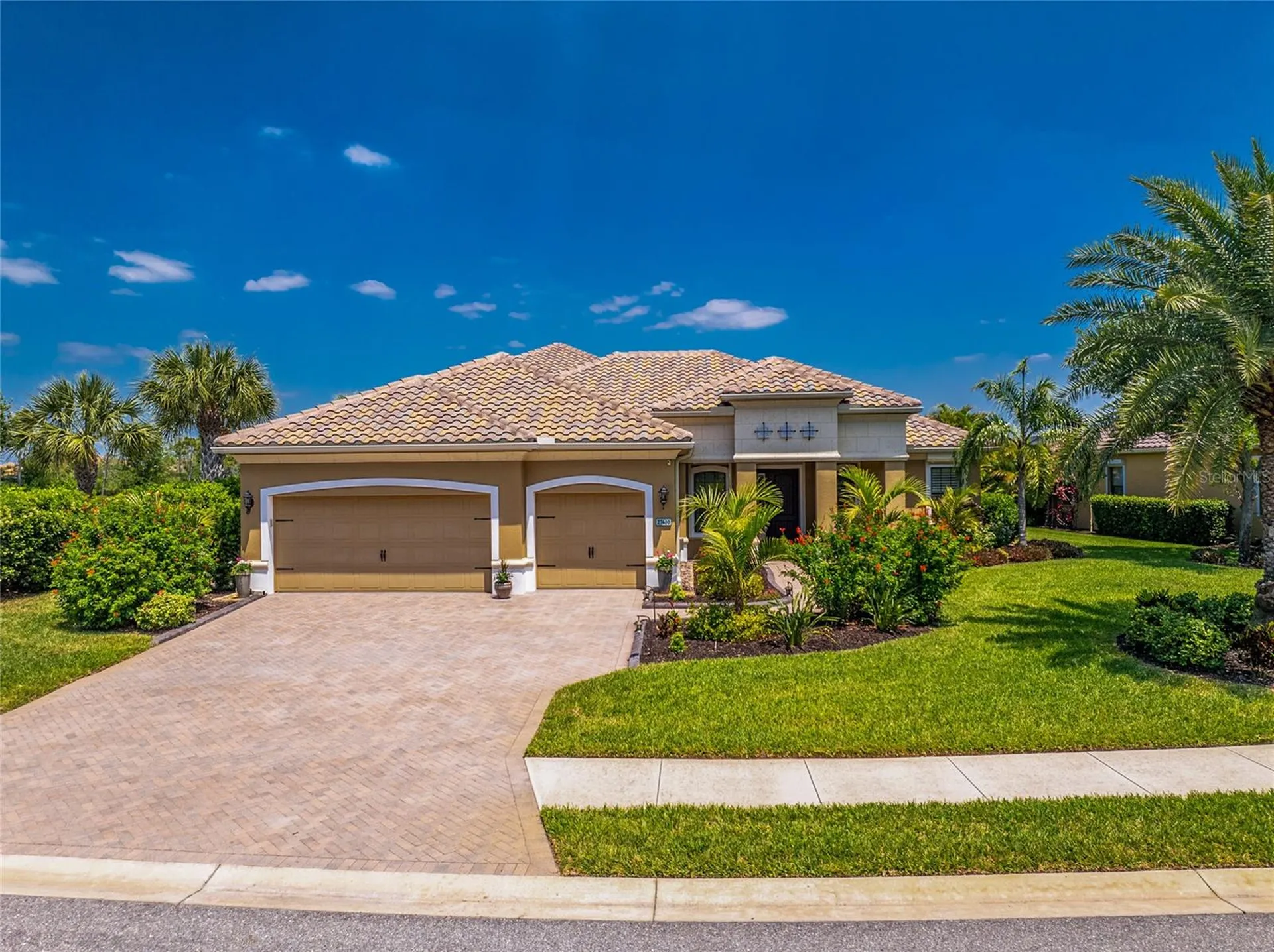27400 Hole In One Place Englewood FL 34223
