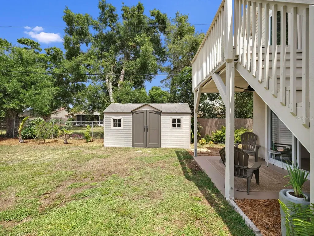 8096 Glenbrooke Lane Sarasota FL 34243