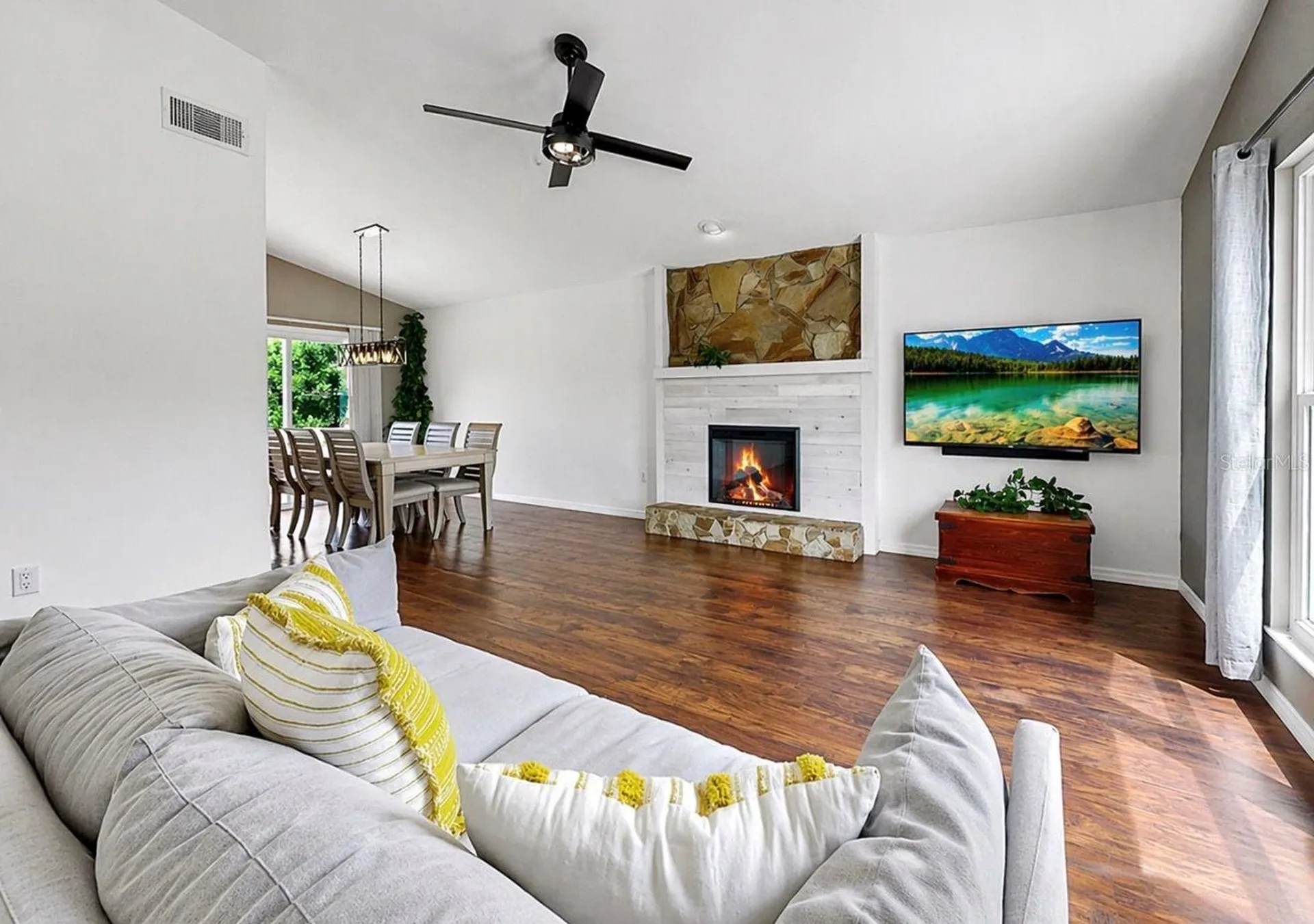 8096 Glenbrooke Lane Sarasota FL 34243