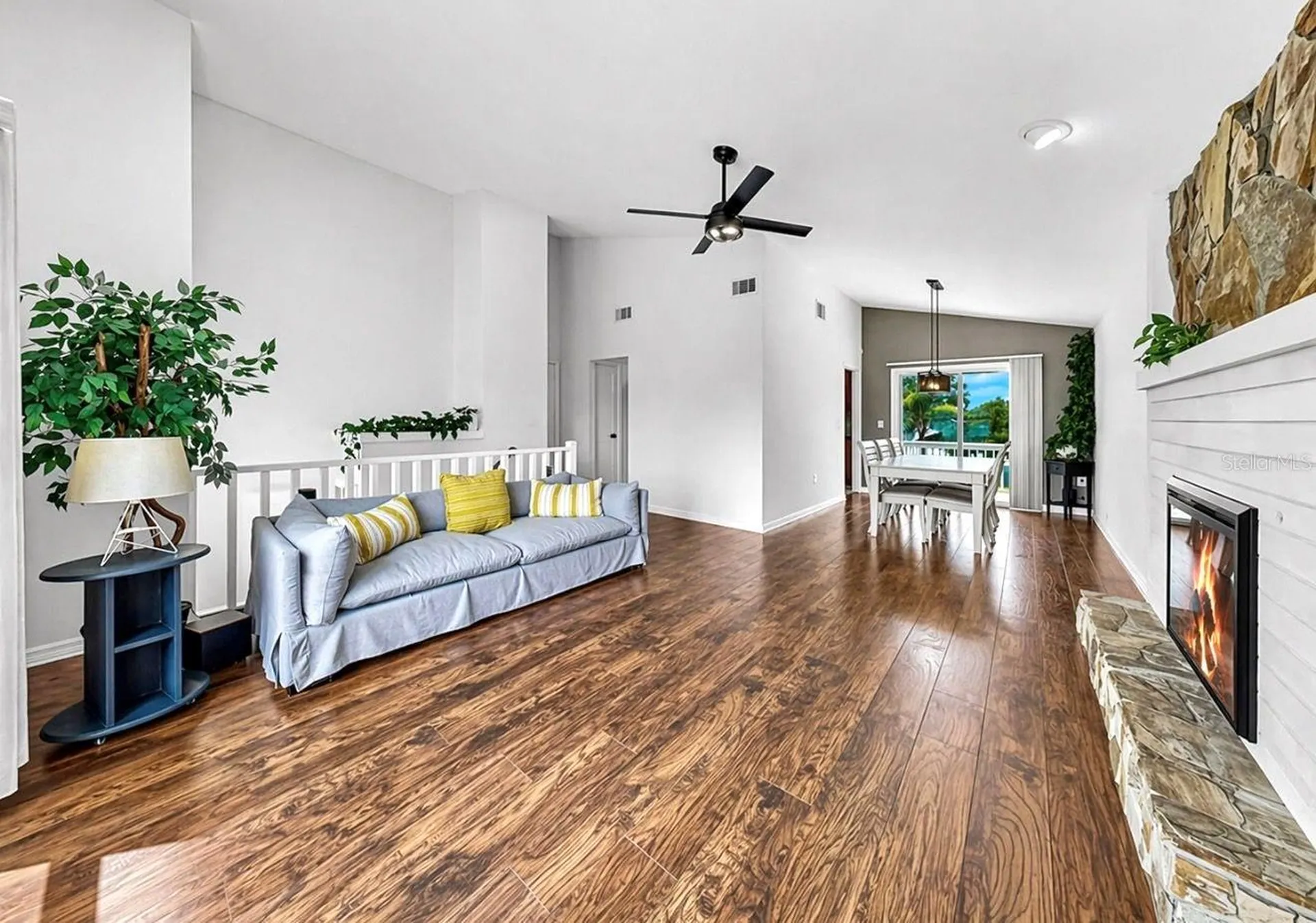 8096 Glenbrooke Lane Sarasota FL 34243