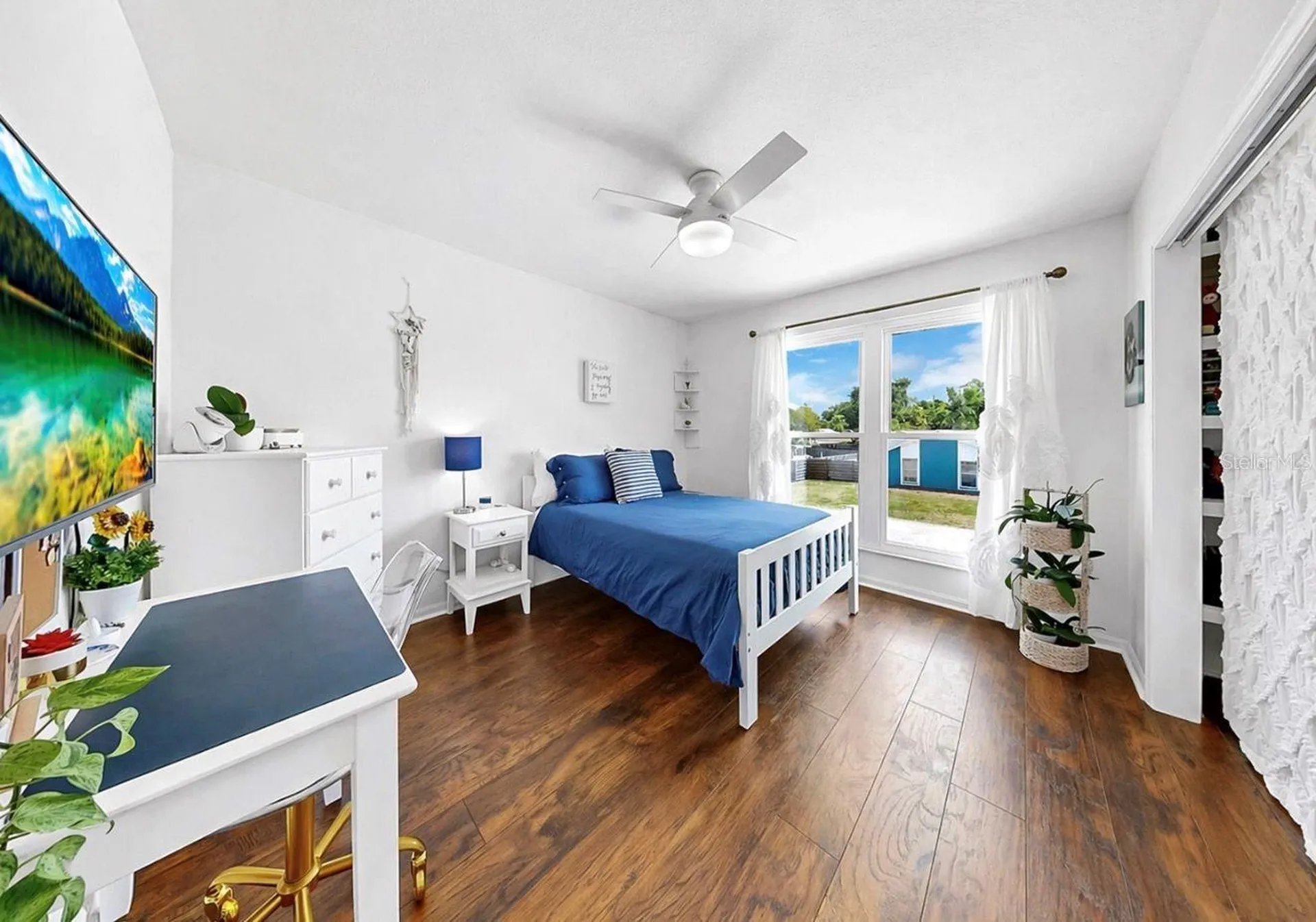 8096 Glenbrooke Lane Sarasota FL 34243