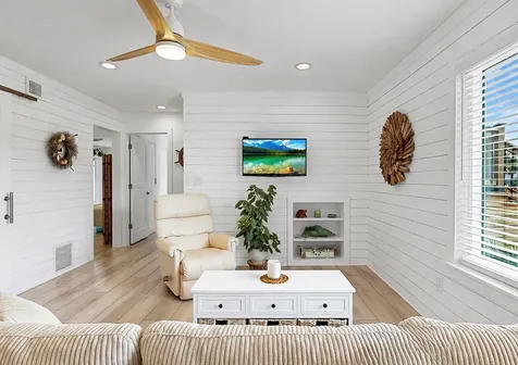 8096 Glenbrooke Lane Sarasota FL 34243