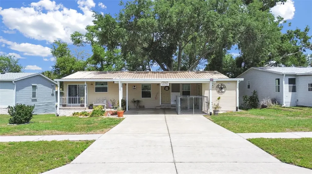 37701 Newal Avenue Zephyrhills FL 33542