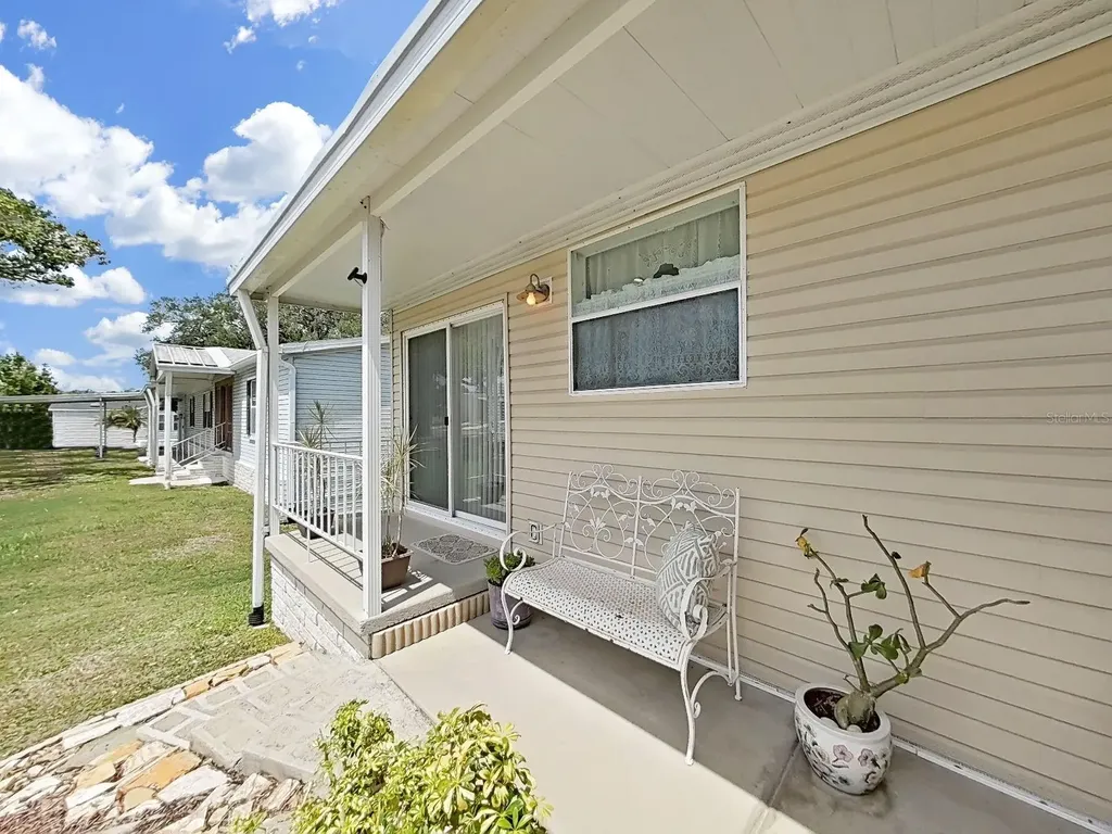 37701 Newal Avenue Zephyrhills FL 33542