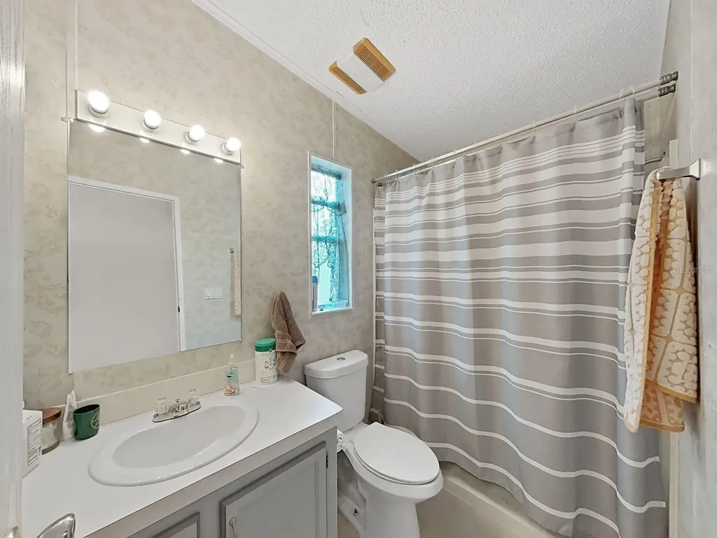 37701 Newal Avenue Zephyrhills FL 33542