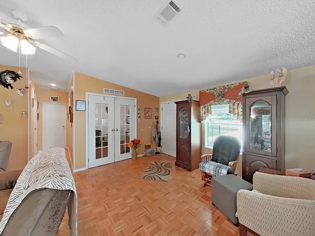 37701 Newal Avenue Zephyrhills FL 33542