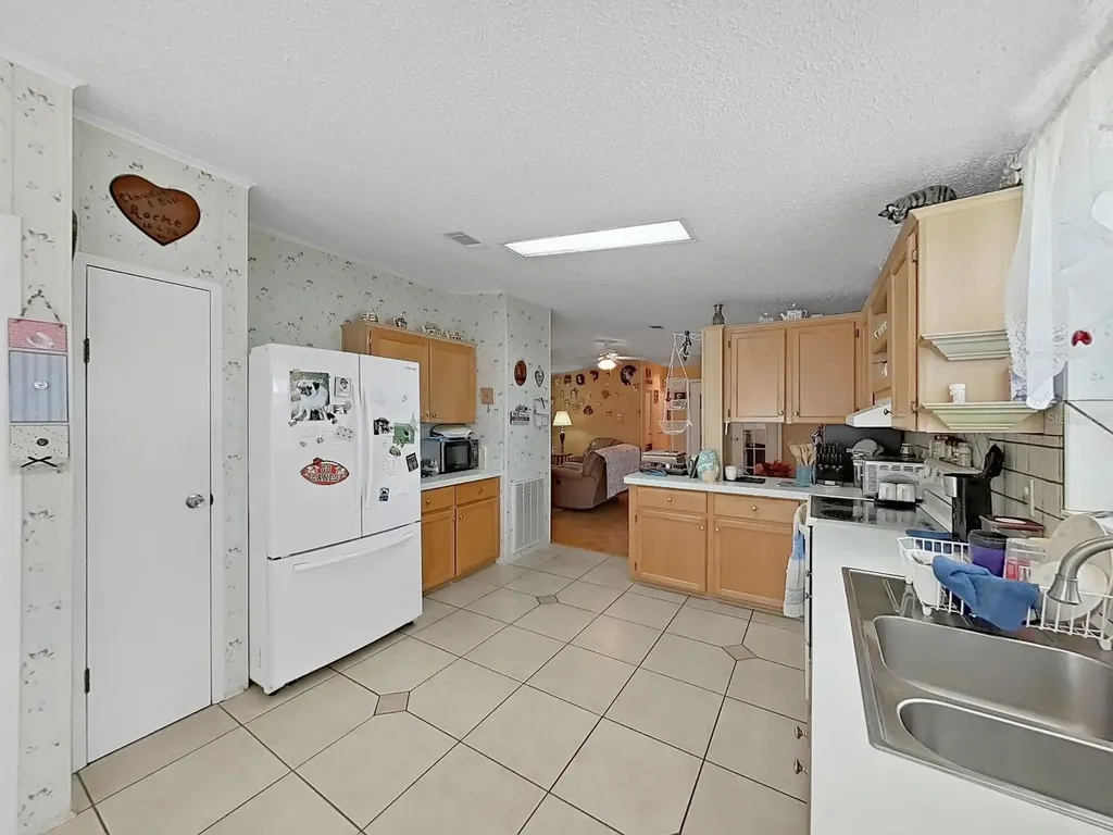 37701 Newal Avenue Zephyrhills FL 33542