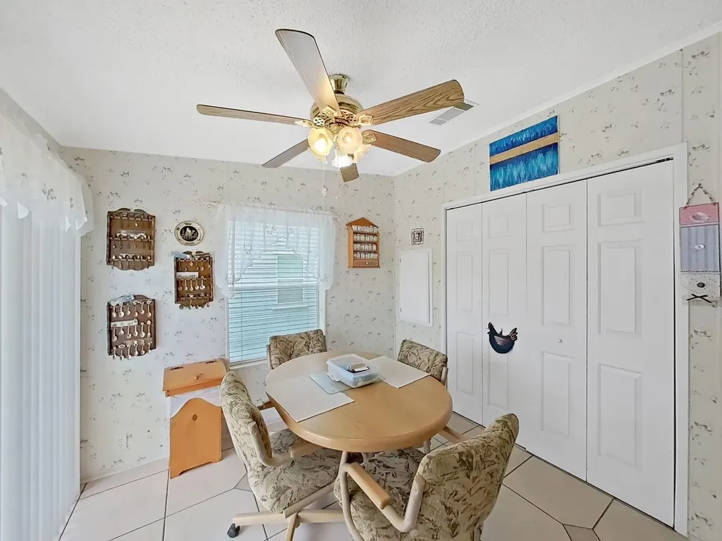 37701 Newal Avenue Zephyrhills FL 33542