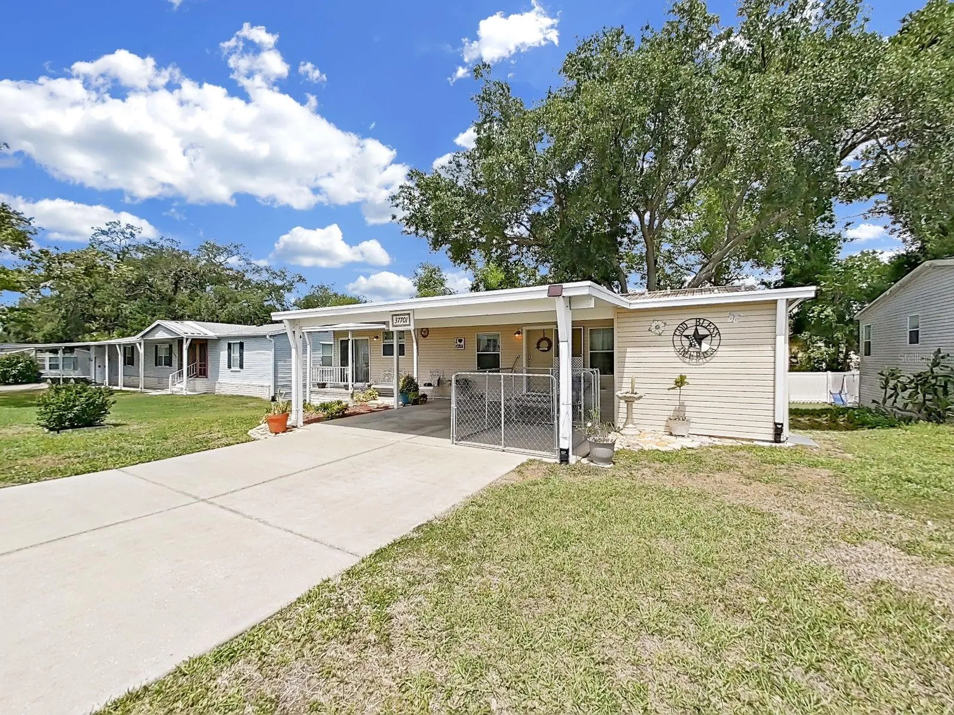 37701 Newal Avenue Zephyrhills FL 33542
