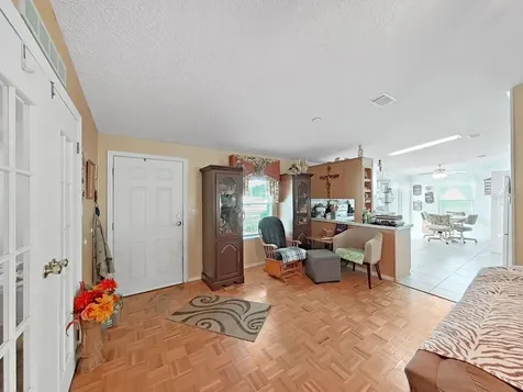 37701 Newal Avenue Zephyrhills FL 33542