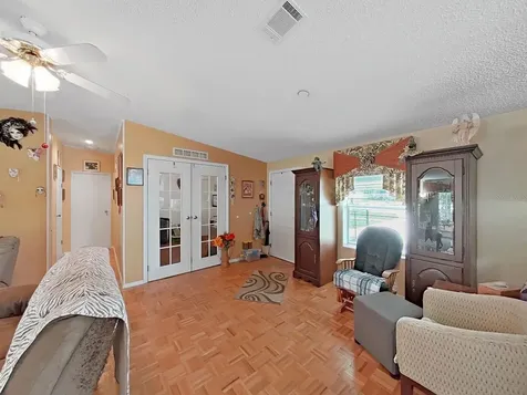 37701 Newal Avenue Zephyrhills FL 33542