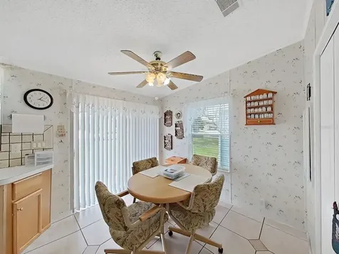 37701 Newal Avenue Zephyrhills FL 33542