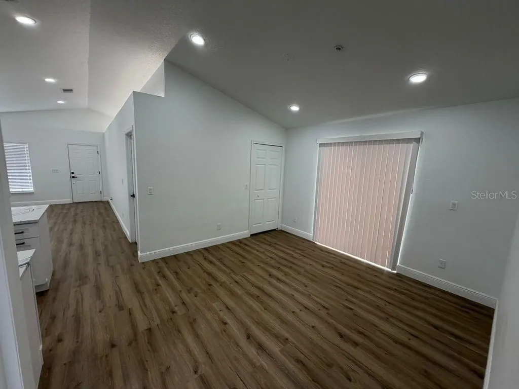 9743 Hollyhill Drive Orlando FL 32824