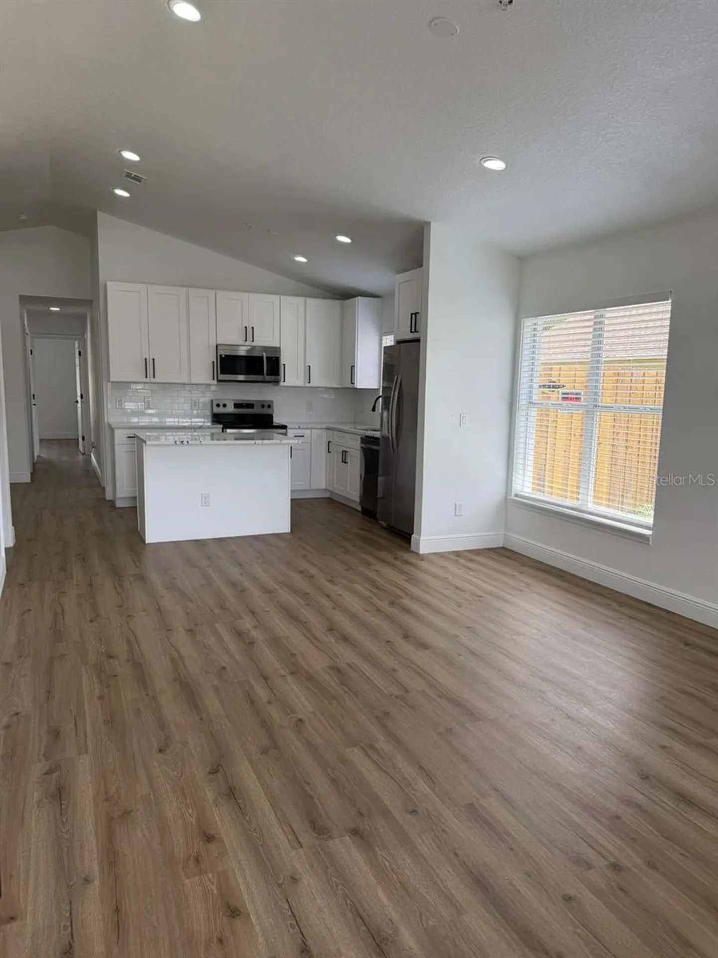 9743 Hollyhill Drive Orlando FL 32824
