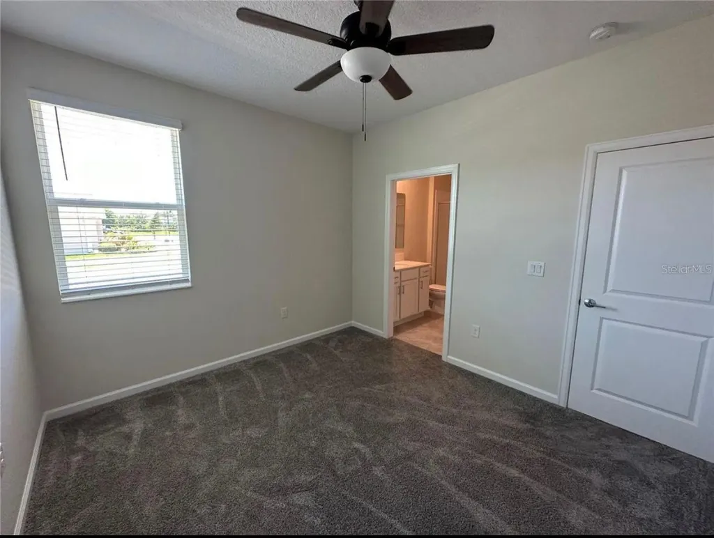 4500 Bluff Oak Loop Kissimmee FL 34746
