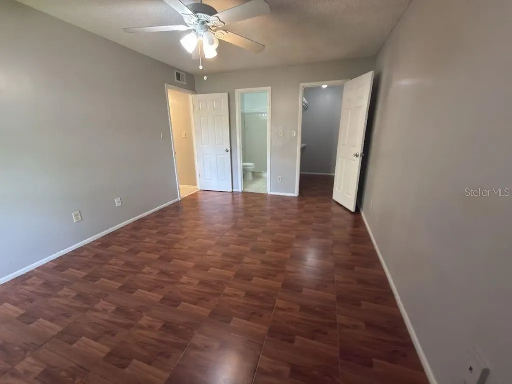 4818 S Semoran Boulevard Orlando FL 32822