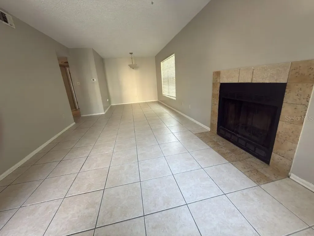 4818 S Semoran Boulevard Orlando FL 32822
