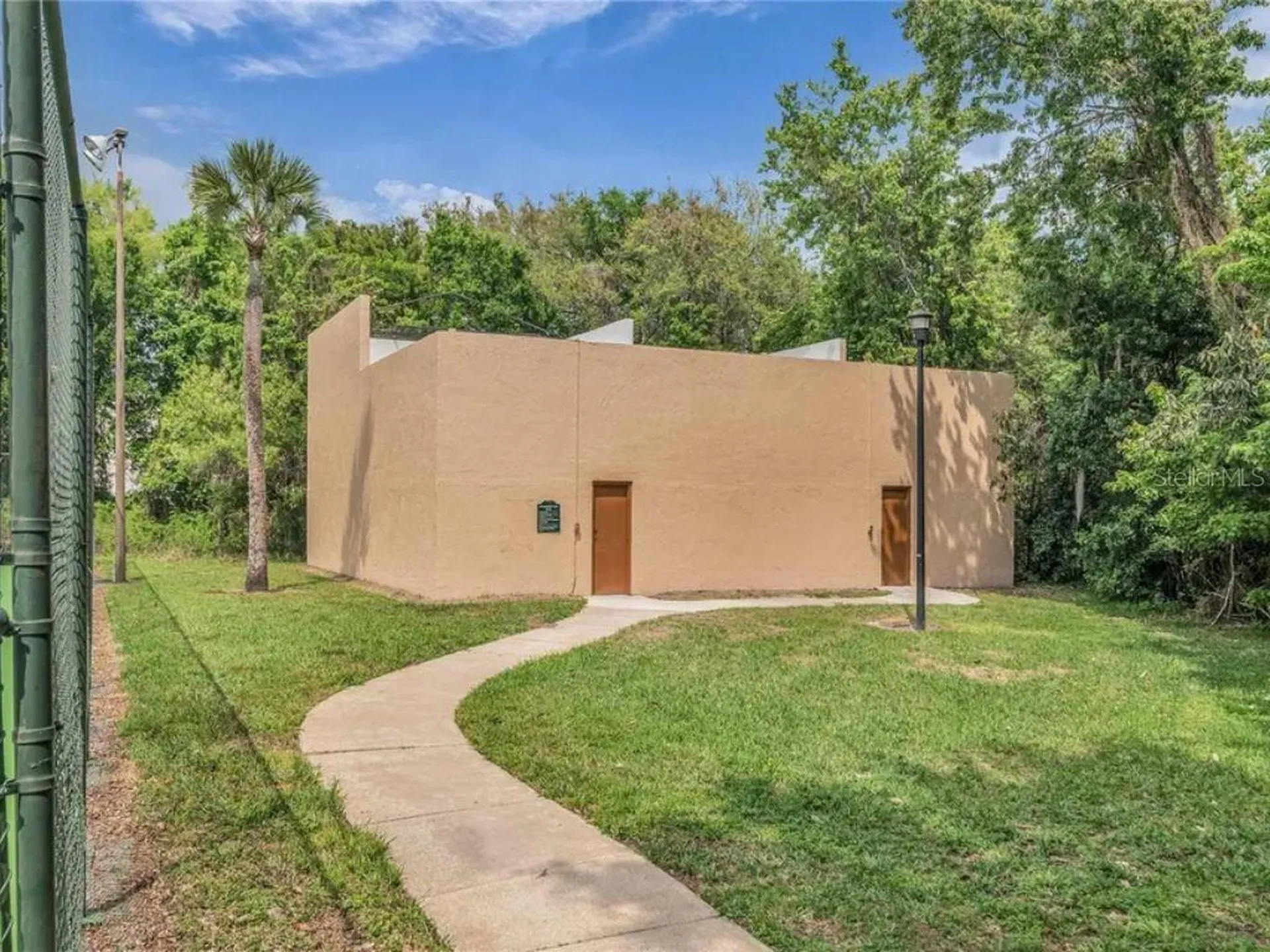 4818 S Semoran Boulevard Orlando FL 32822