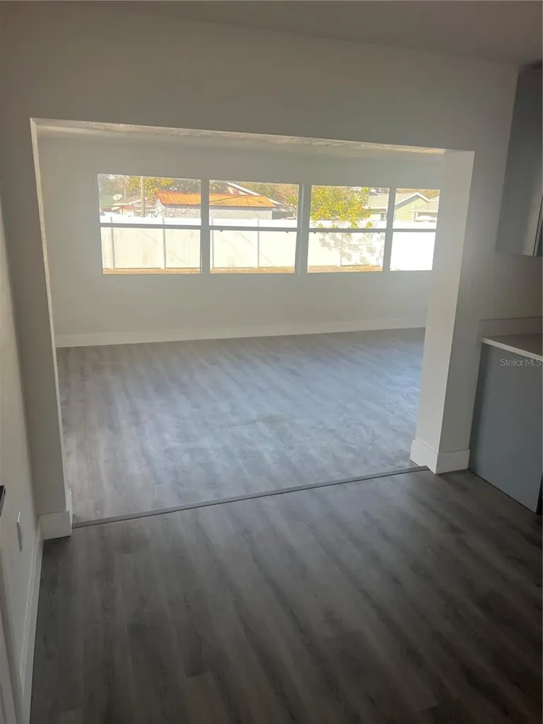 4075 38th Avenue N St Petersburg FL 33713