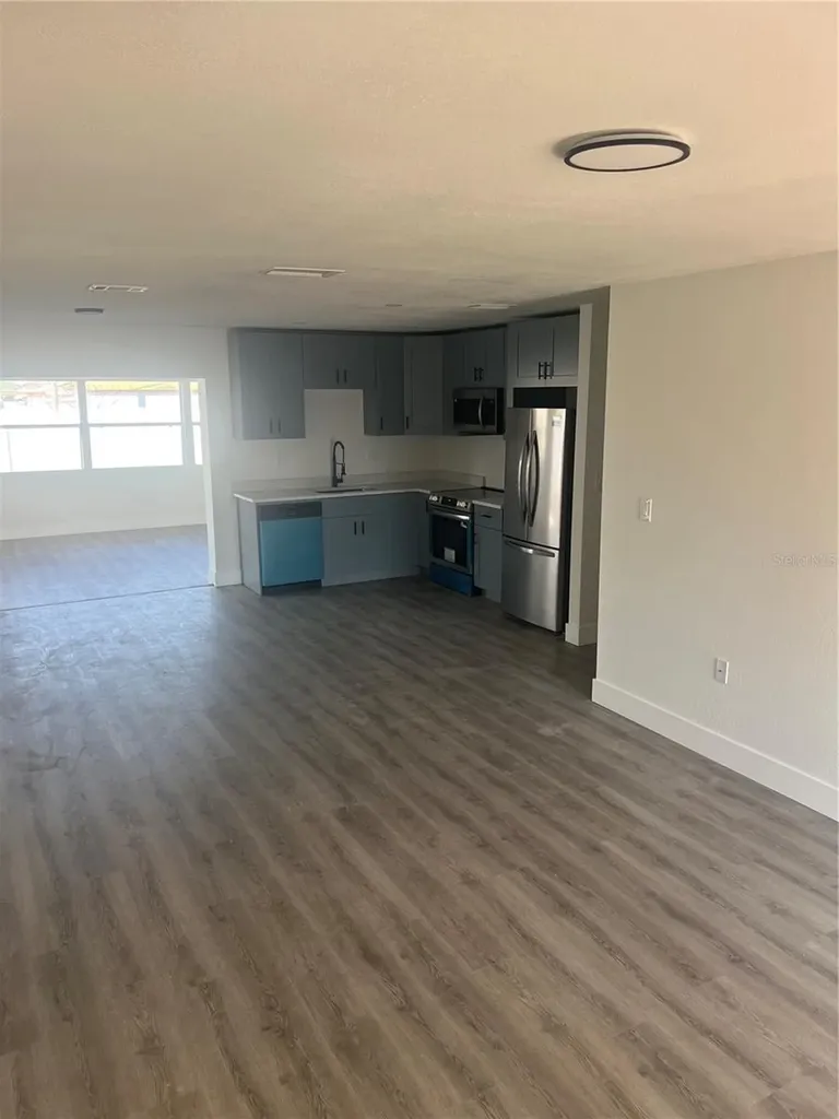 4075 38th Avenue N St Petersburg FL 33713