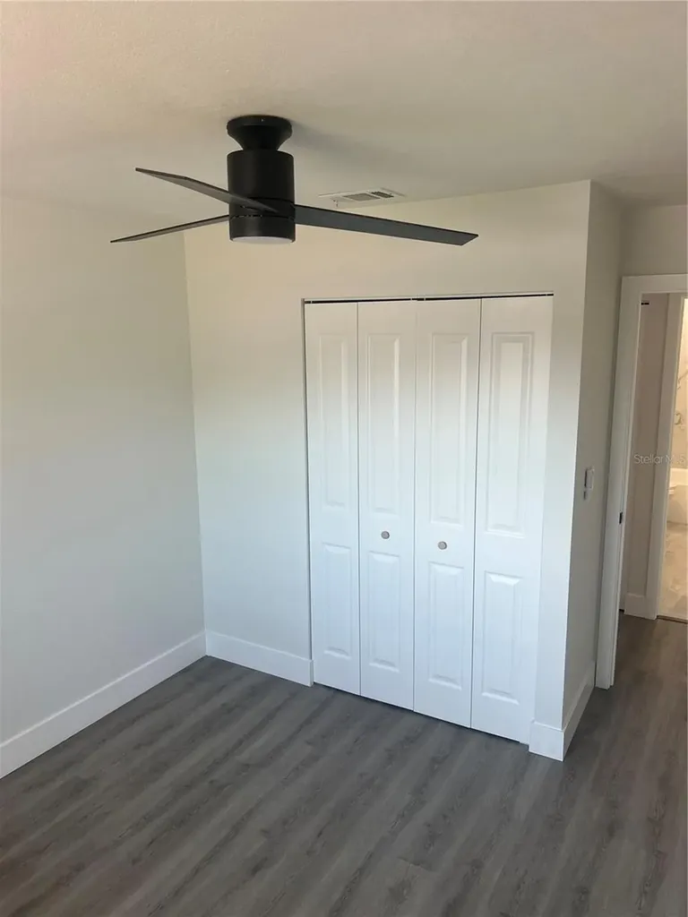 4075 38th Avenue N St Petersburg FL 33713