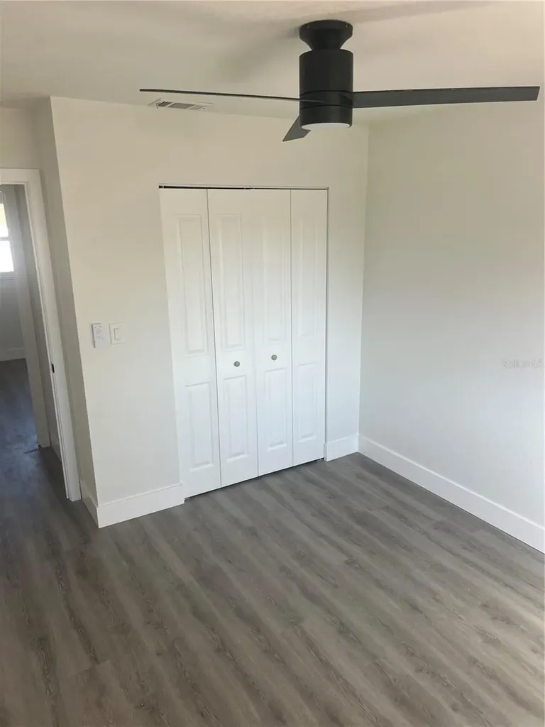 4075 38th Avenue N St Petersburg FL 33713