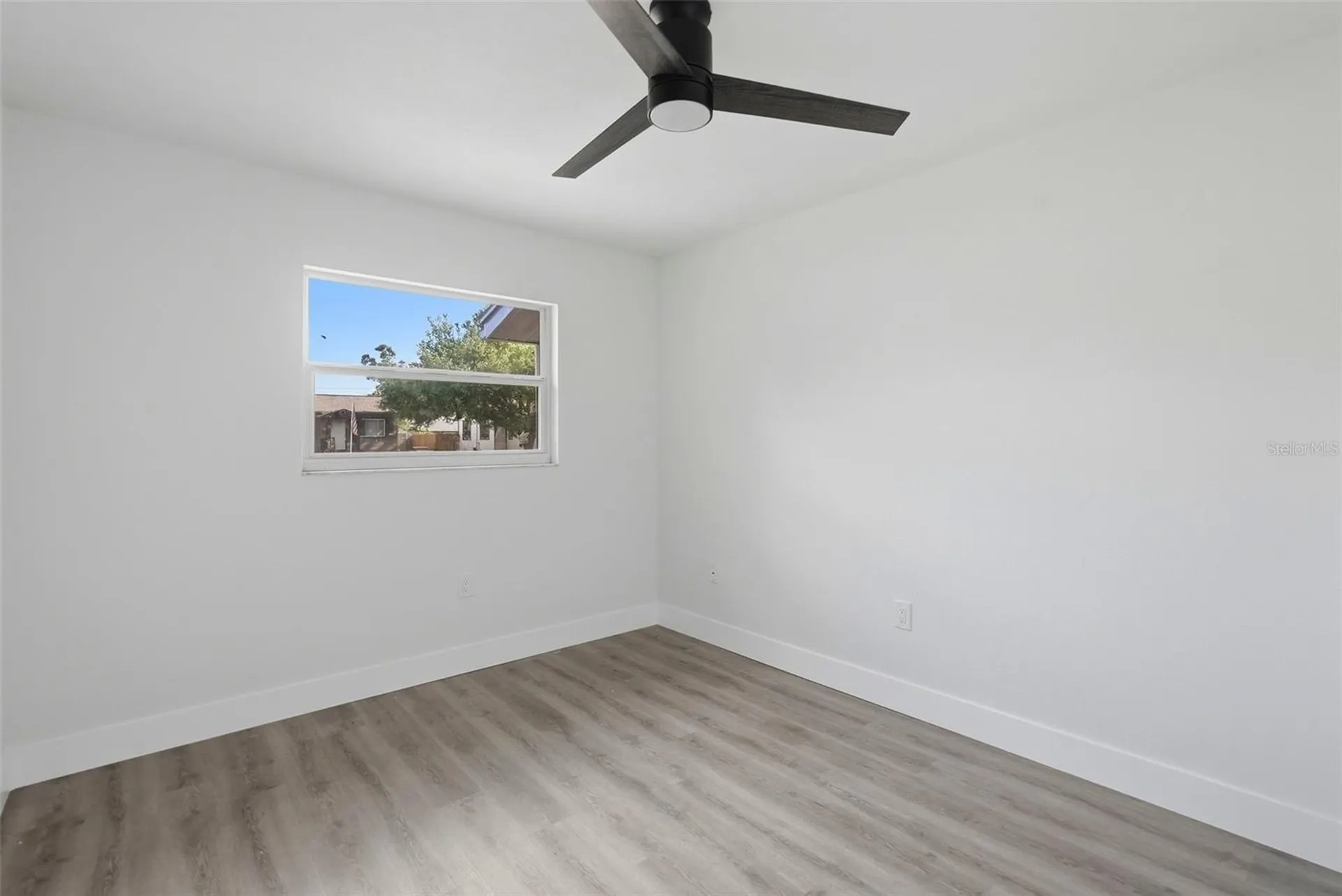 4075 38th Avenue N St Petersburg FL 33713