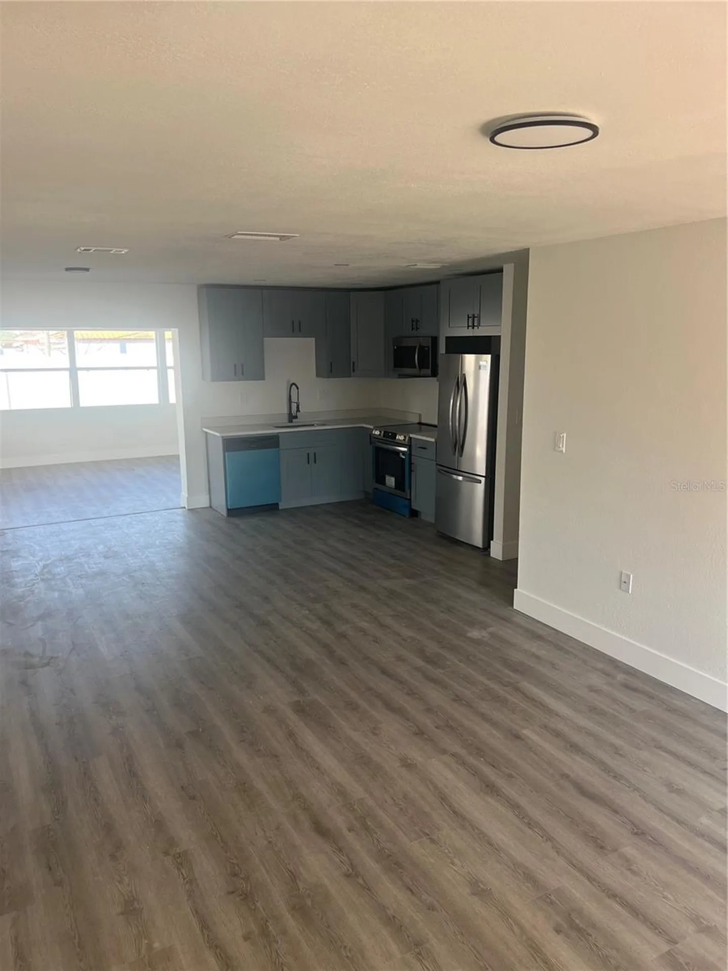4075 38th Avenue N St Petersburg FL 33713