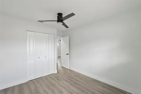 4075 38th Avenue N St Petersburg FL 33713