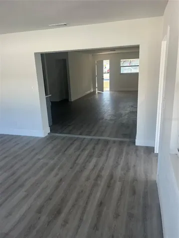 4075 38th Avenue N St Petersburg FL 33713