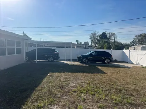 4075 38th Avenue N St Petersburg FL 33713