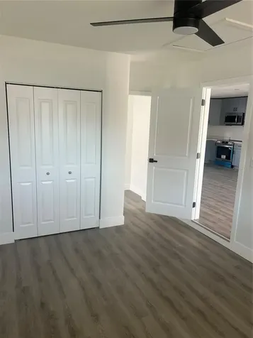 4075 38th Avenue N St Petersburg FL 33713