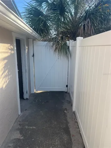 4075 38th Avenue N St Petersburg FL 33713