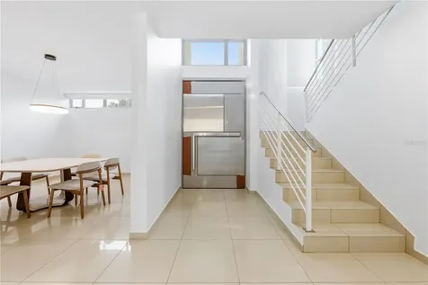 70 Calle Aquamarina San Juan PR 00926