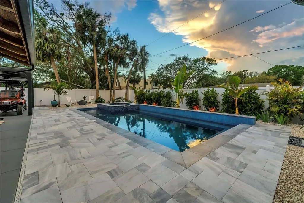 7218 Park Street S St Petersburg FL 33707