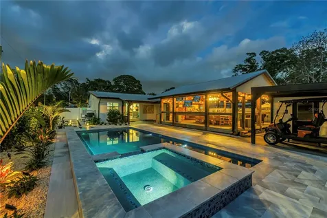 7218 Park Street S St Petersburg FL 33707