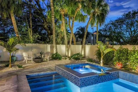 7218 Park Street S St Petersburg FL 33707