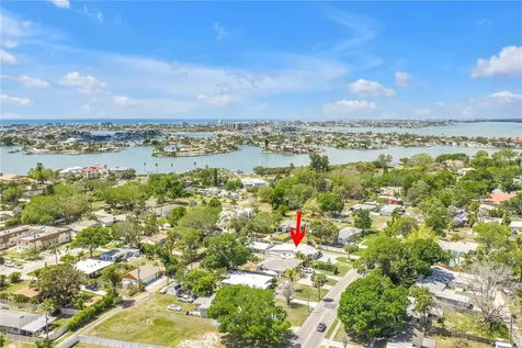 7218 Park Street S St Petersburg FL 33707
